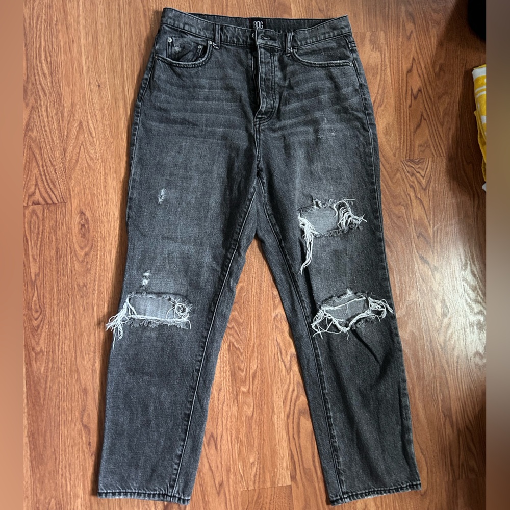BDG Black Skinny Distressed Jeans